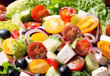 6 Reasons Why the Mediterranean Diet Helps You to Have a Longer, Healthier Life